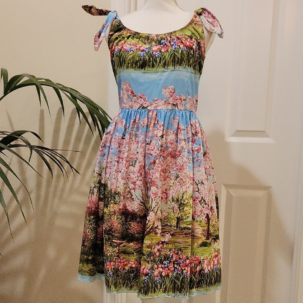 Bernie Dexter Pearl dress in Cherry Tree Lane print size 1XL